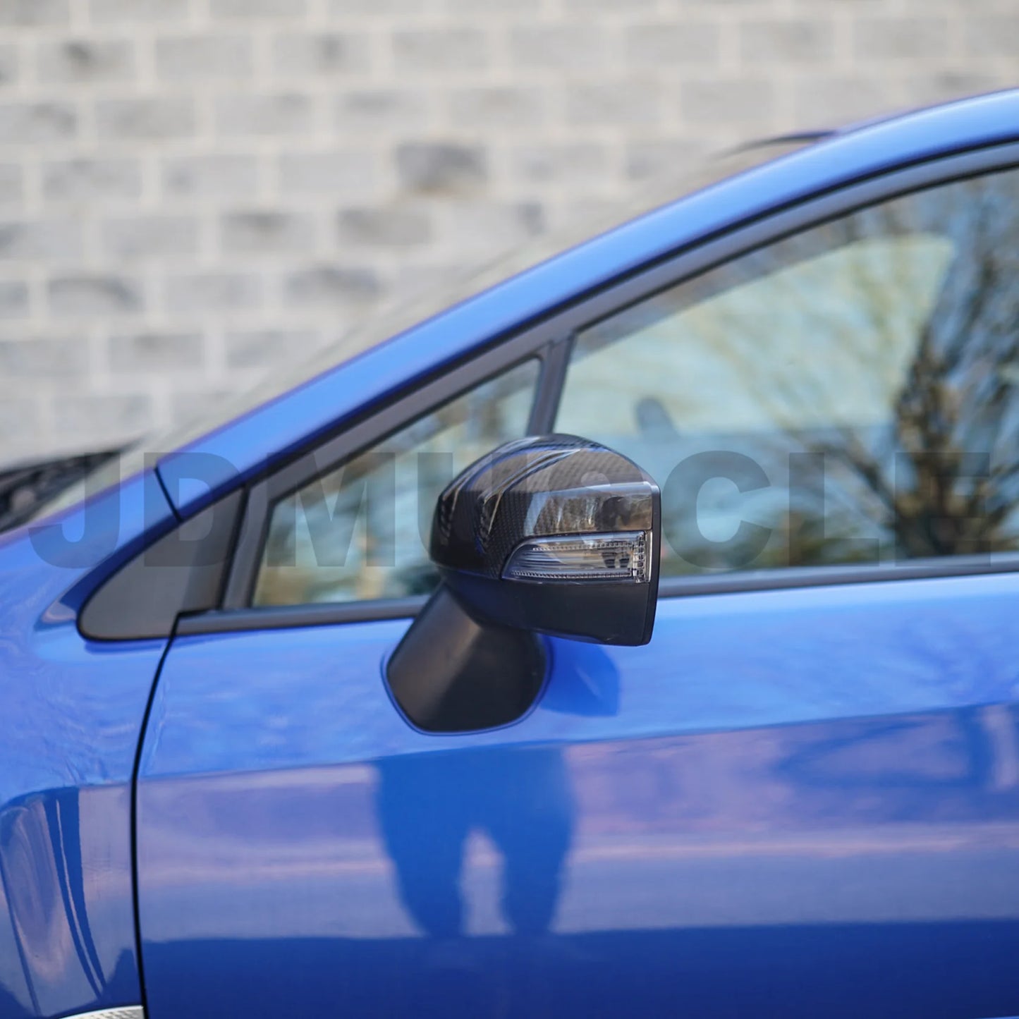 JDMuscle Tanso R2 Style Carbon Fiber Side Mirror Covers/Replacement with Turn Signal